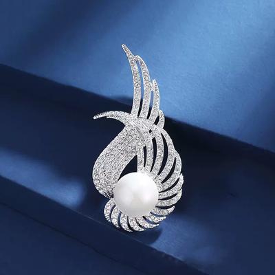 Angel Wings Feather Brooch, High-end Women's Pearl Brooch, Design Sense, Niche Suit Pin