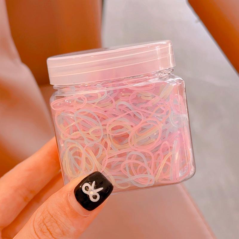 Jarred Rubber Hair Bands: No-Damage, Strong, and Unbreakable Hair Ties