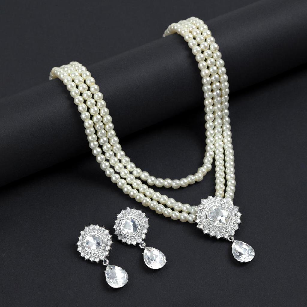 Trending European & American Pearl Jewelry Set: Necklace, Earrings, and Bracelet for Weddings & Evenings
