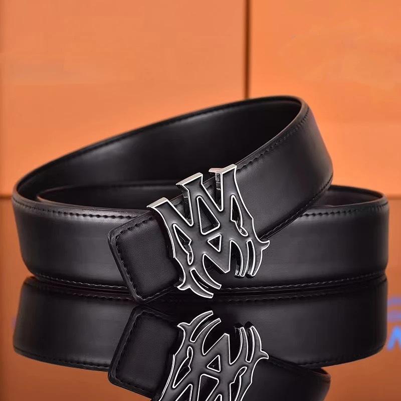 Pánský stylový kožený opasek s hladkou přezkou - Všestranný pro obchod i módu