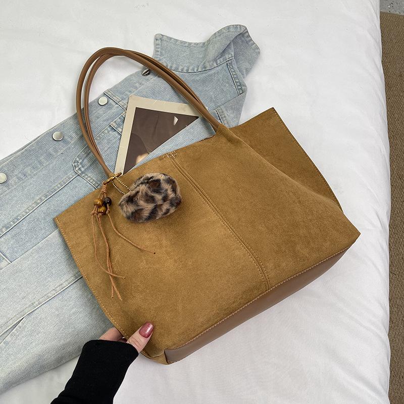 Large-capacity Tote Bag, High Appearance Level, Hand-held Shoulder Bag, Retro, Casual and Stylish Underarm Women's Bag