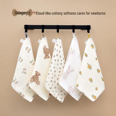 Superweiche Baby-Lätzchen, Waschlappen und Newborn-Mulltücher aus reiner Baumwolle