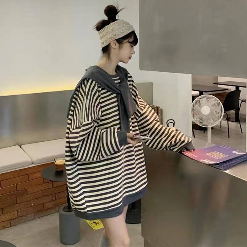 Spring and Autumn Women's Sweatshirt Two-piece Striped Shawl Sweater Retro Minority Loose Large Top Coat