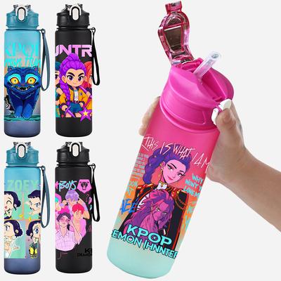 750 ml Waterfles K-Pop Demon Hunters Bedrukt Karakter Waterbeker Grote Capaciteit Outdoor Draagbaar Touw Drinkfles voor Jongen Meisje Cadeau
