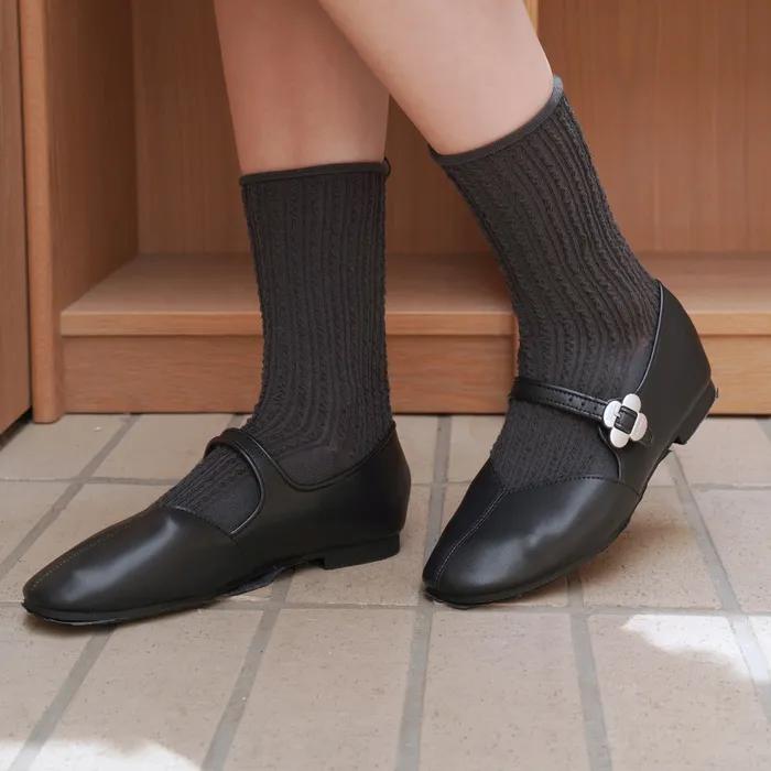 Line Roll Crew Socks