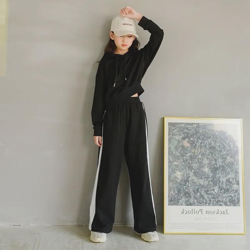 Korean Style Casual Two-Piece: Trendy Top & Fashionable Trousers for Girls - Spring & Autumn