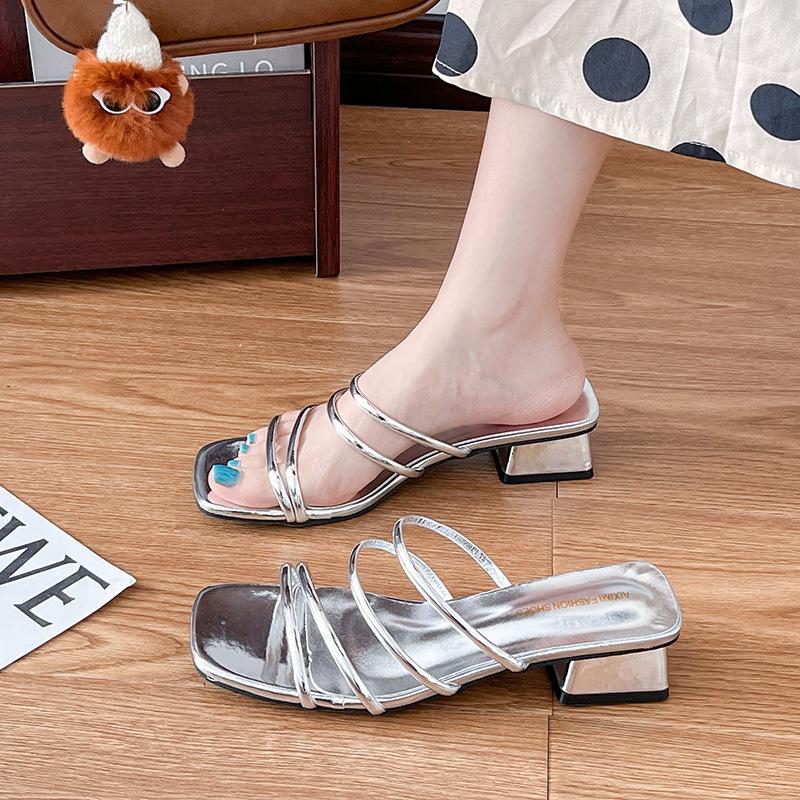 2025 one-word slippers women's new Korean version of two-heeled thin straps in summer with 100 wear cool and fairy wind cool slippers