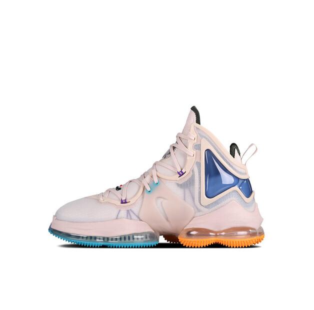 Кроссовки Nike DC9339-200