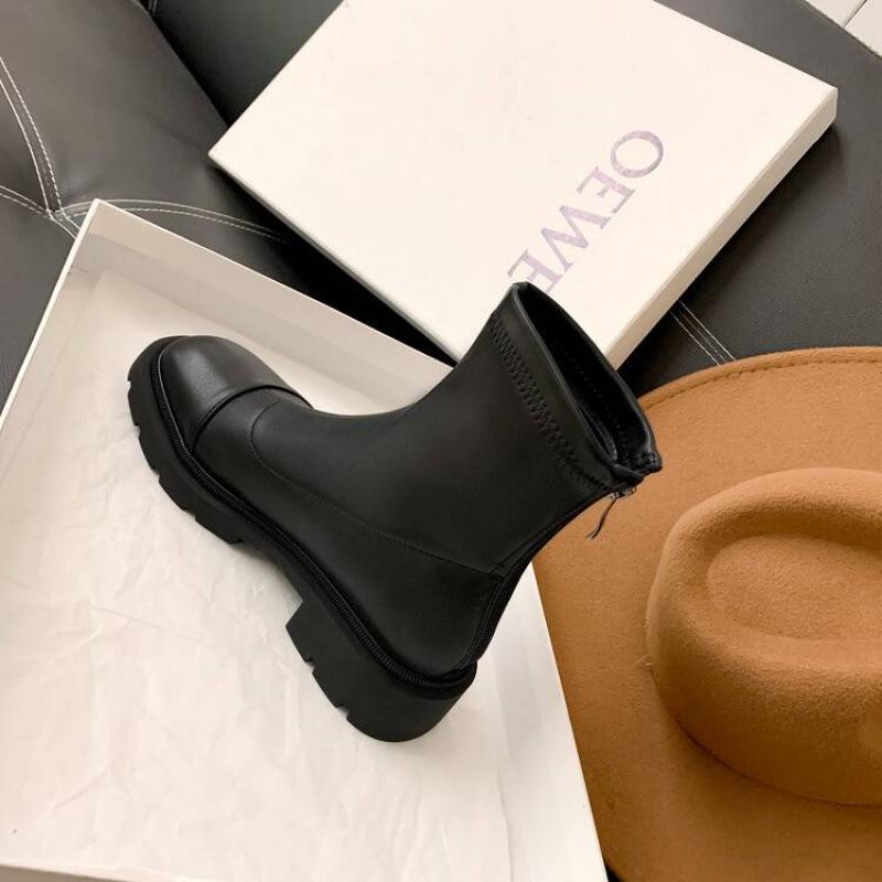 Autumn and Winter Women's Round Head Leather Martin Boots Solid Color Medium Heel Large Size Women's Boots Square Heel Comfortable Back Zipper Medium