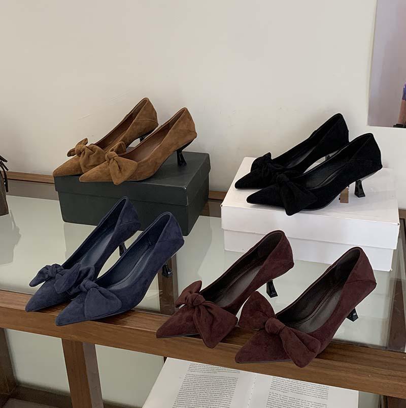 Women's Suede Pointed Toe Thin Heel Bowknot Autumn Vintage Style Stylish Office Pumps - Elegant for Parties & Office