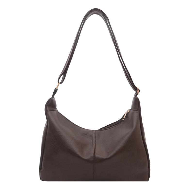 

New largecapacity niche design texture single shoulder crossbody armpit bag commuter dumpling bag