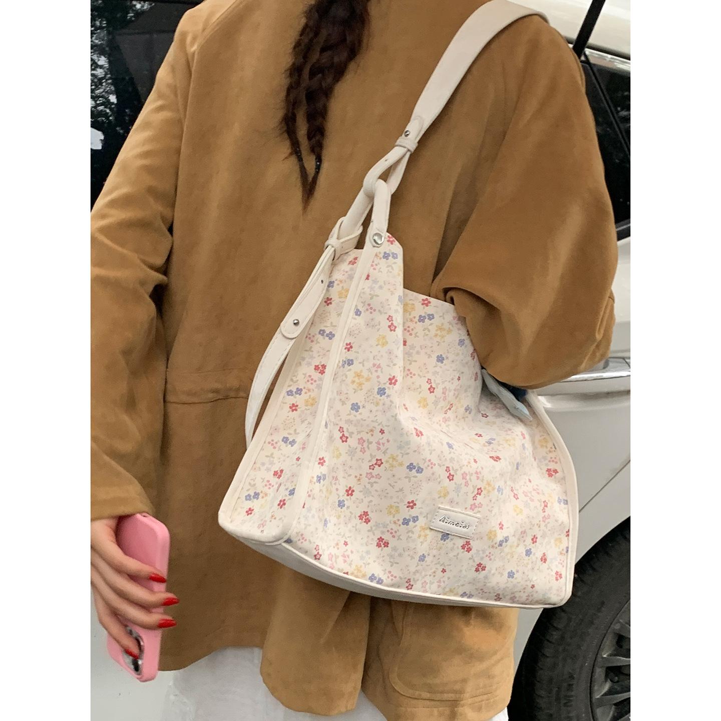 

Korean floral cloth bag women s underarm bag 2025 new fashion casual shoulder bag large capacity versatile tote bag