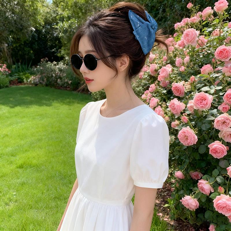 Embroidered Denim Triangle Hepburn Claw Clip: Women s 2025 High-End Updo Hair Accessory