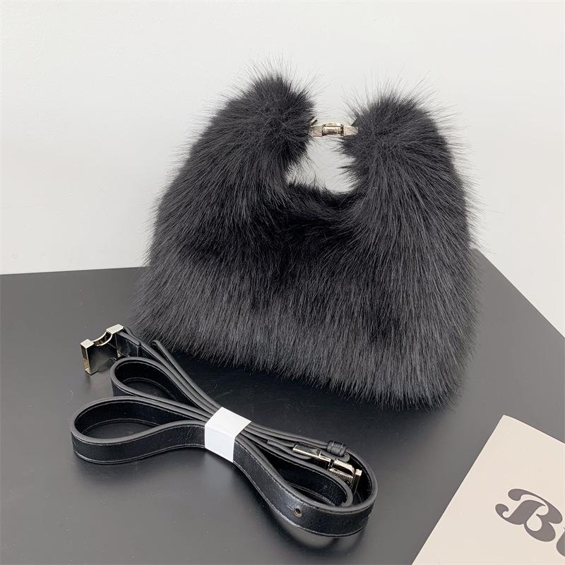 New Autumn Winter Faux Fox Fur Box Clutch Bag Elegant Fluffy Evening Bag High-End Fur Shoulder Bag for Women