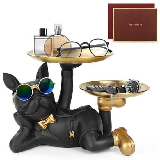 Perro acostado sosteniendo dos platos encantador interesante pose decoración de interiores almacenamiento Respeto Día del Anciano regalo de cumpleaños regalo gafas.