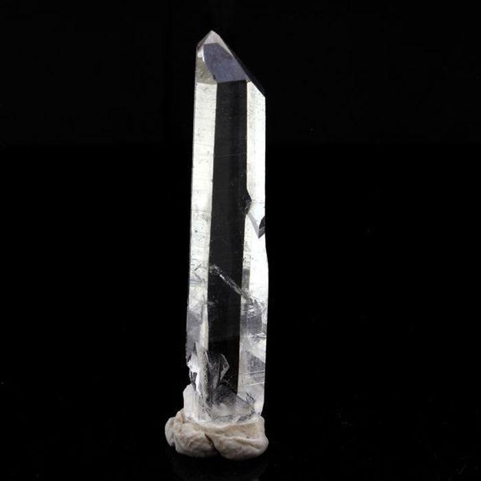 Pierres et Minéraux. Quartz. 17.16 ct. La Gardette Mine, Bourg d'Oisans, Isère, France.