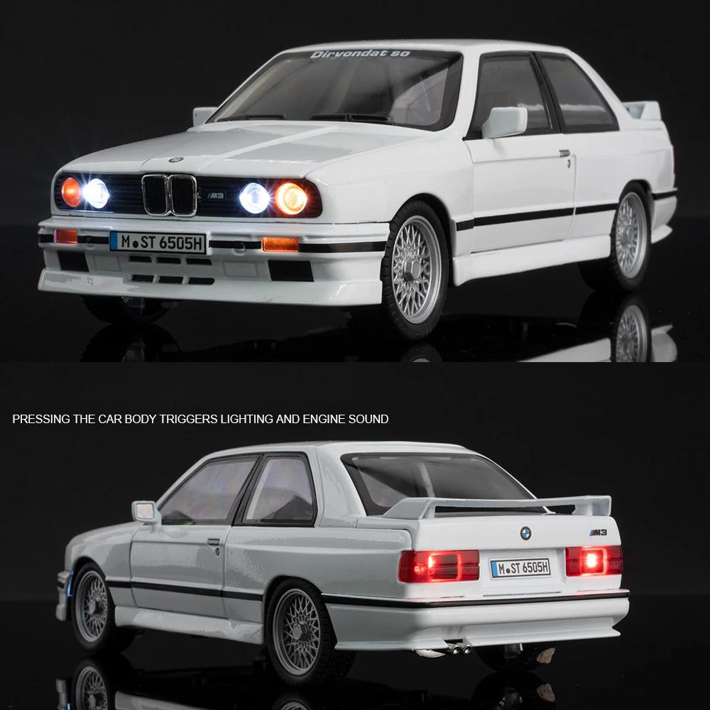 1:24 BMW M3 Alloy Sports Car Model Diecasts Metal Classic Car Model High Simulation Sound and Light Childrens Toys Gift C410
