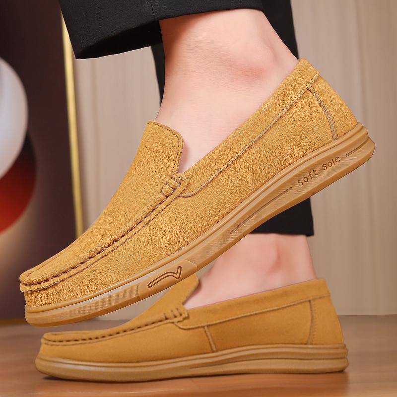 Fashion Handmade Cow Suede Leather Mens Shoes Casual Comfortable Man Slip on Leather Loafers Shoes Men Soft Sole Walking Shoes Moccasins