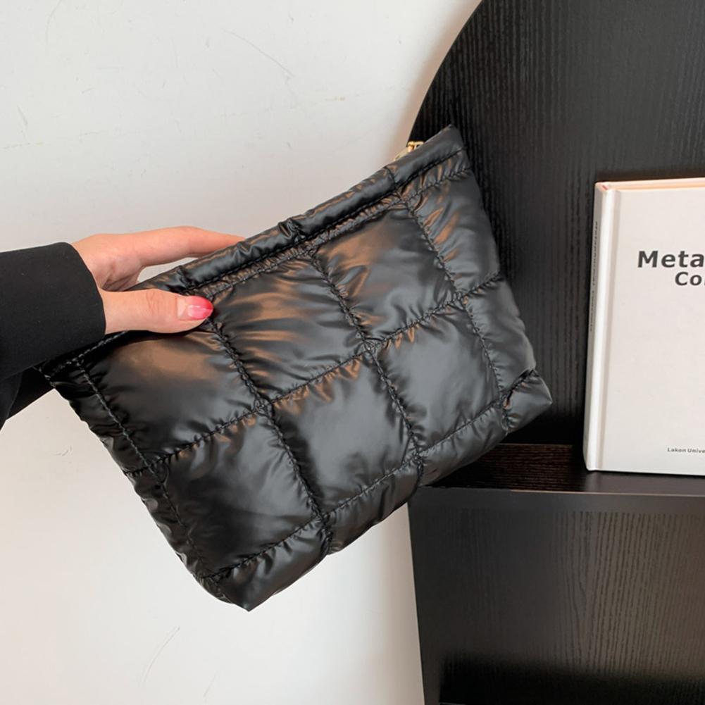 

Мини-сумка для макияжа с пуховой подкладкой, стеганая хлопковая женская сумка для хранения, однотонный модный органайзер, дорожная квадратная косметичка из пуха чёрный