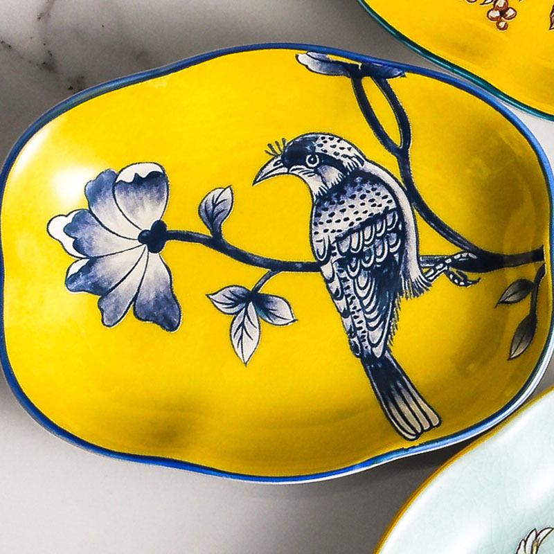 Creative Painted Flowers Ceramic Soap Dish Toilet Hand Wash Soap Dish Bathroom Accessories Hotel Bathroom Soap Dish Storage Tray