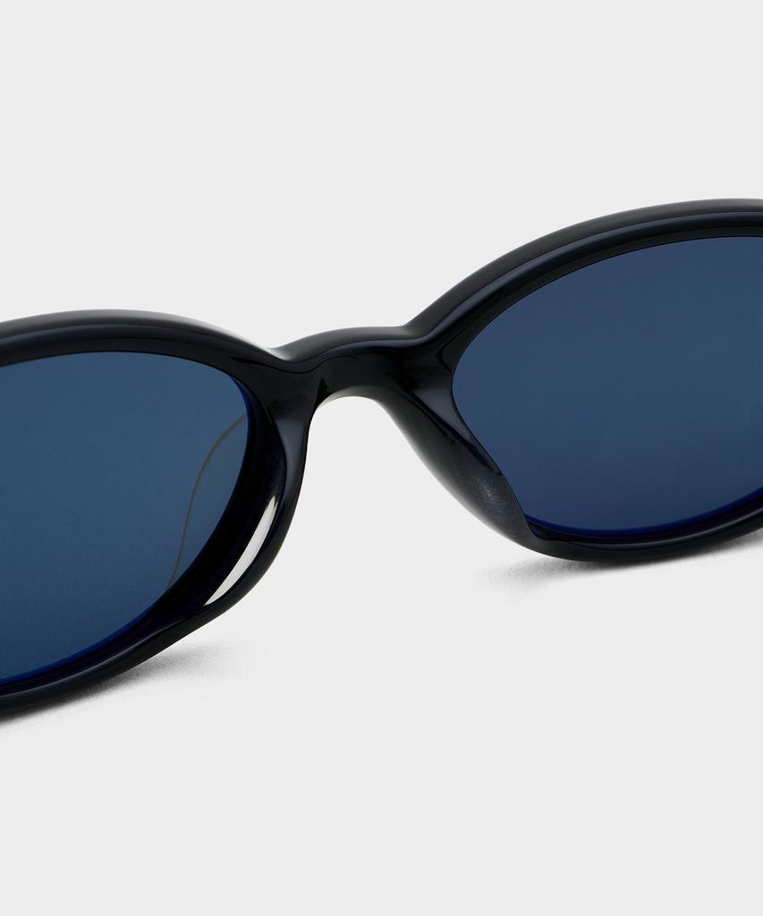 Akilla Alien 2532 01 01 Black (Black) 50Size