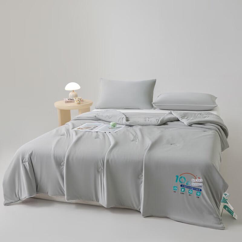 Woodpecker Cooling Silk Summer Quilt