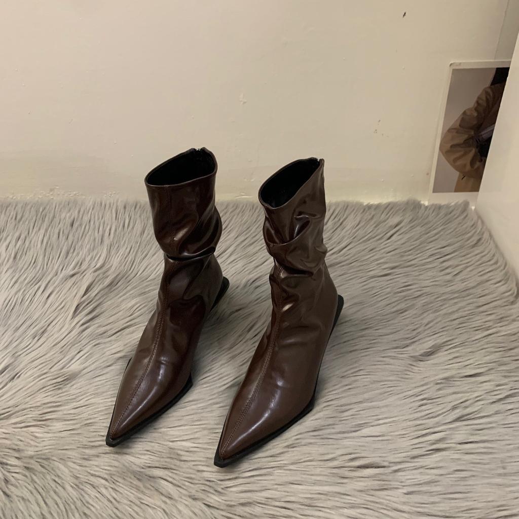 French temperament high heel thin short boots women's shoes 2025 new brown autumn and winter velvet pointed boots small naked boots