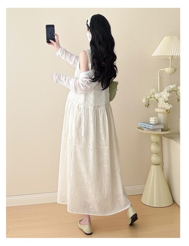 Available: 2026 Spring/Summer Korean Style Embroidered Maternity Dress & Long Sleeve Jacket Set