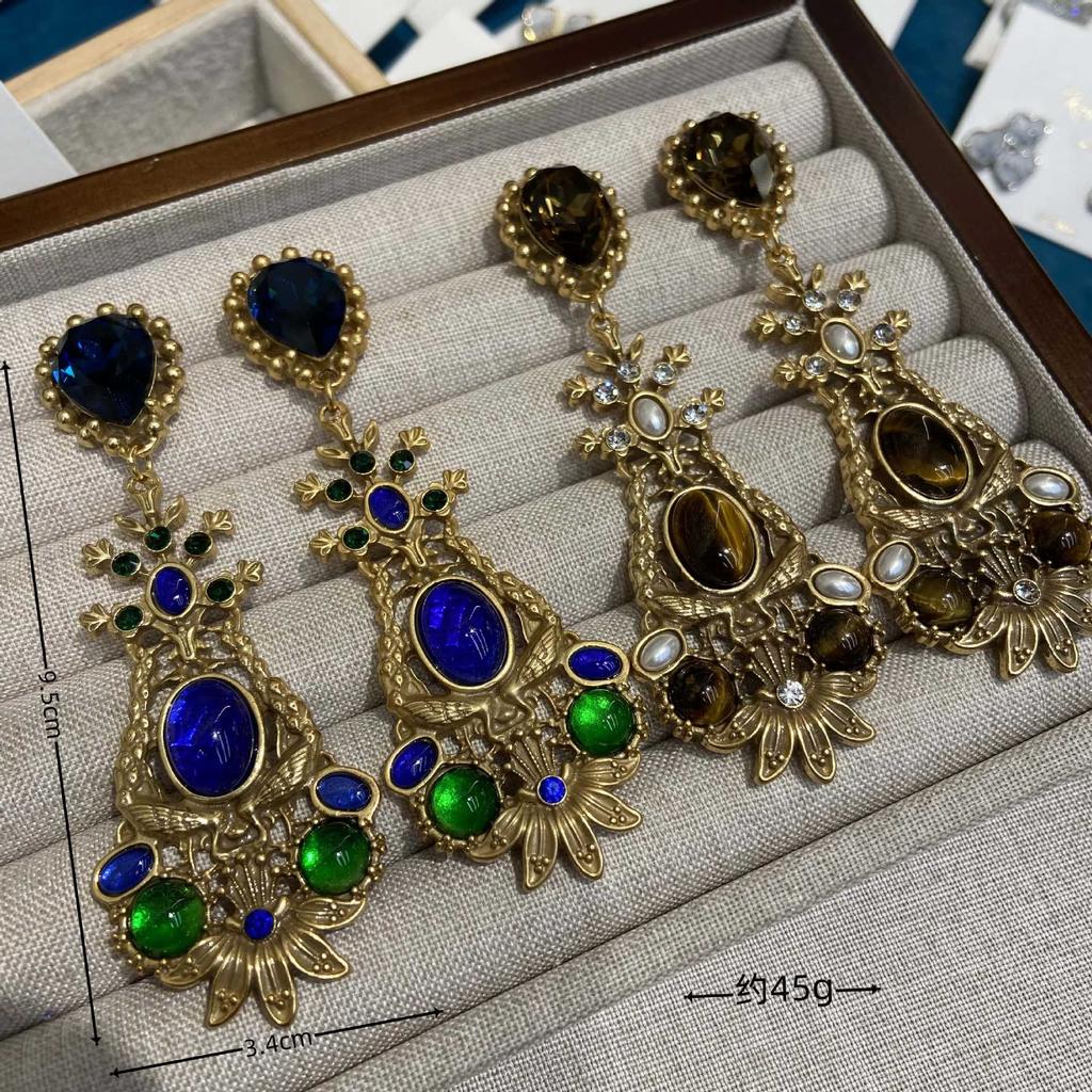 Wran Medieval Vintage Natural Lapis Lazuli Earrings Women'S Retro Old Peacock Light Luxury Versatile Earrings