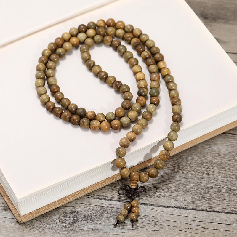 Natural green sandalwood 108 bracelets men and women versatile sandalwood Buddha beads couple rosary beads Wenwan bracelet
