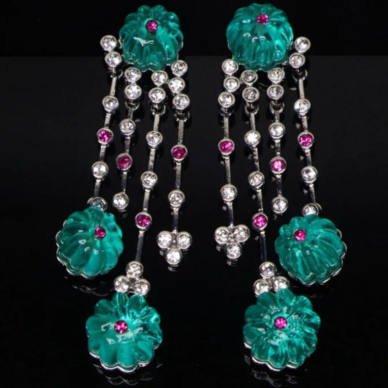 Vintage Blue Glass Bow Earrings - Retro Design Ornament