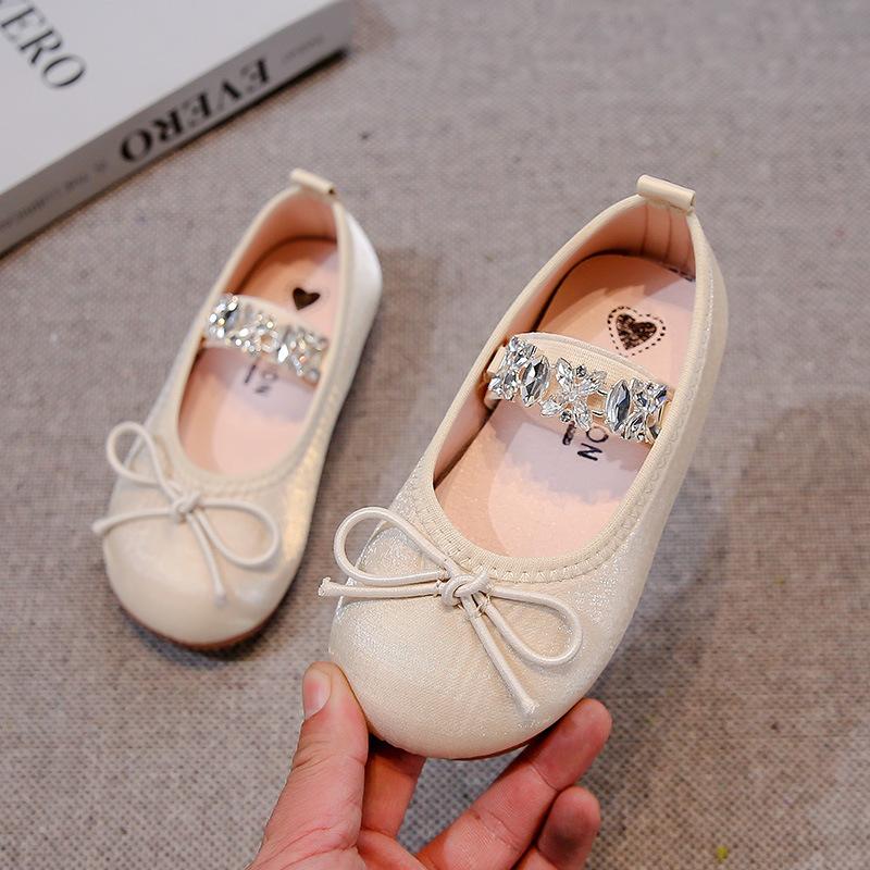 Girls Flat Shoes Round Toes Simple Bows Kids Leather Shoes Shiny Crystal 2025 Spring Autumn Girls Princess Shoes Soft Sole Ins
