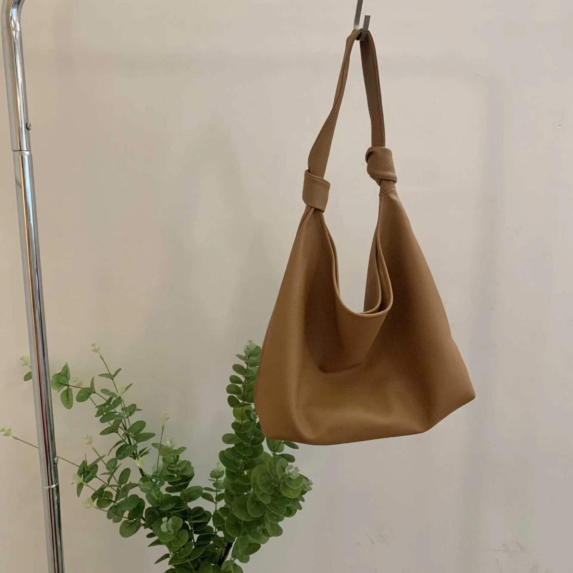 Новая модная сумка класса люкс бренда — фото 4