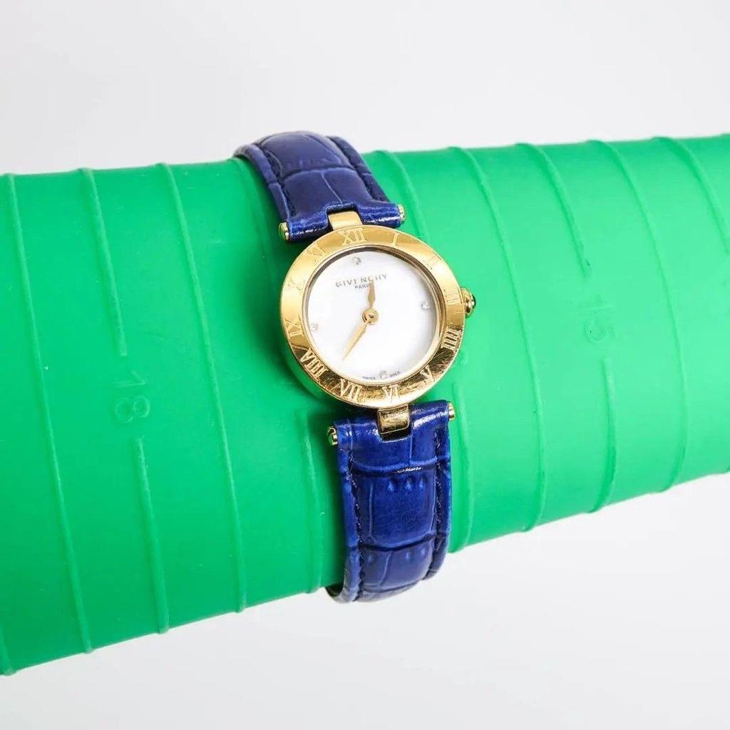 Used Operation GIVENCHY Watch Shell 4P Stone Gold Roman 3782