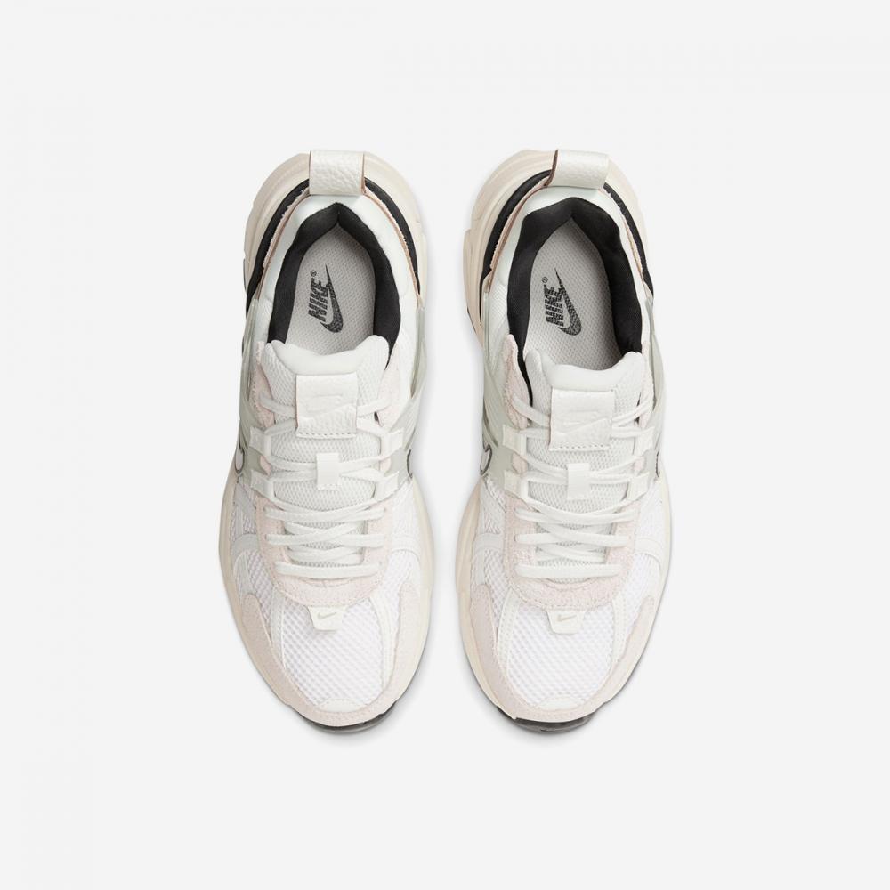 Nike Women S Nike V2k Run C.o.r. Fn6703 100