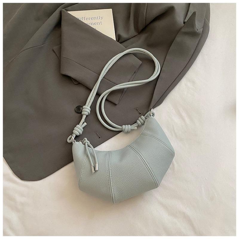 Niche Bag Women's New Summer Popular Versatile Messenger Bag Shoulder Armpit Bag Croissant Bag