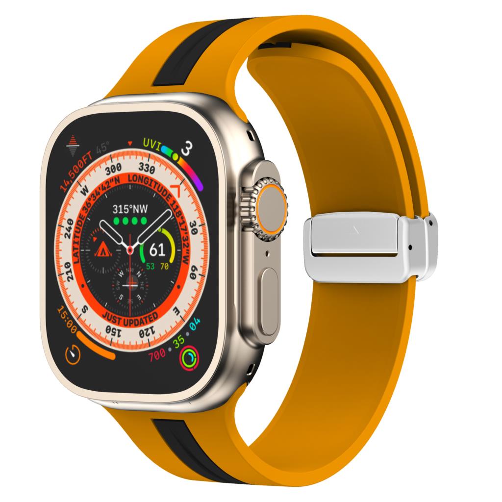 Magnetic buckle Strap For Apple Watch Ultra 2 band 49mm 44mm 40mm 45mm 41mm 38mm Silicone Bracelet iWatch series 7 3 6 5 se 8 9