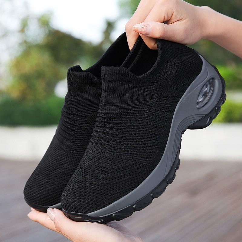 

1839 autumn socks women s shoes sports shoes women s travel hiking shoes casual heightening air cushion outdoor shoes rocking shoes 35 білий