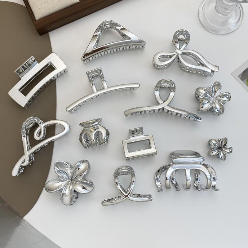 Silver Cold Wind Hair Clip Women High-end Hair Texture Shark Clip Simple Love Hair Accessories