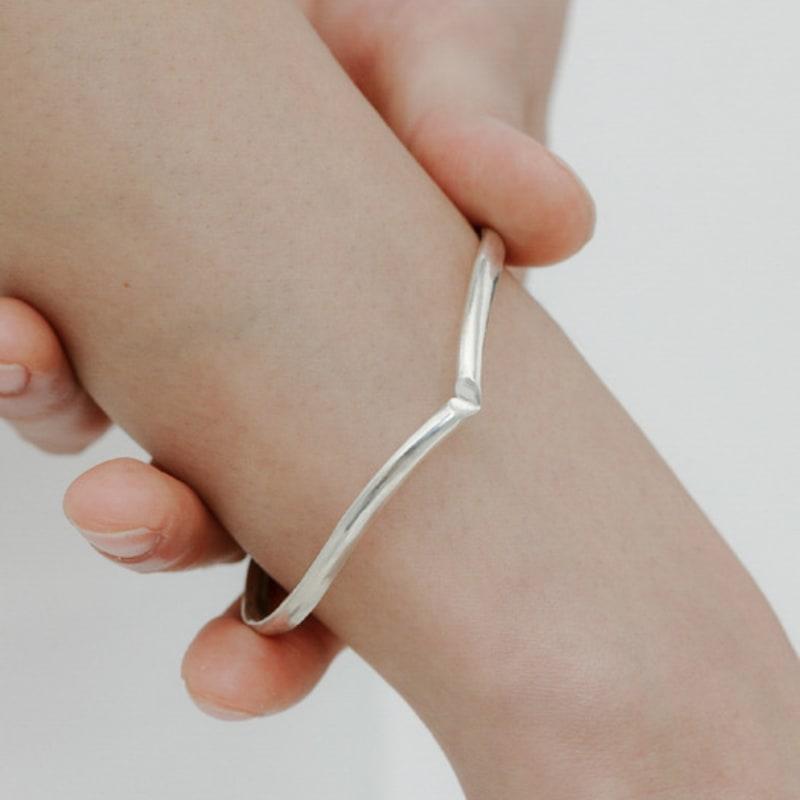 LINKY LABORATORY Apple Heart Single Bangle B