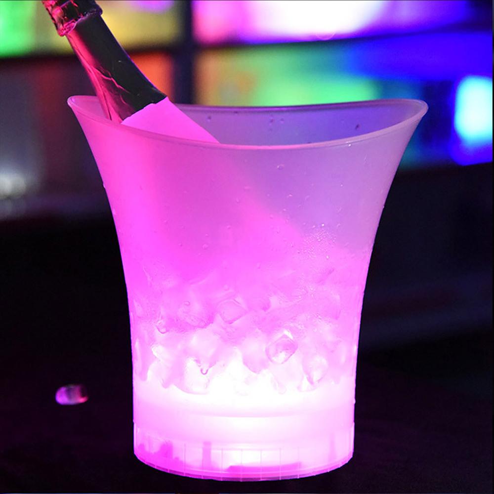 New Waterproof Plastic LED Ice Bucket 5L LED Light Up 4 Color LED Bars Nightclubs Champagne Beer Bucket