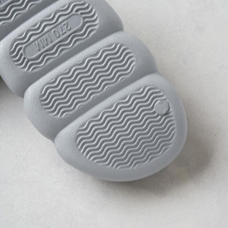 Daiso Cloud Shaped Slippers 260 To 280 Mm