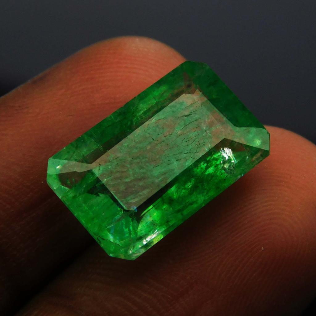 10.23 Ct Natural Green Colombian Emerald Emerald Cut CERTIFIED Loose Gemstone