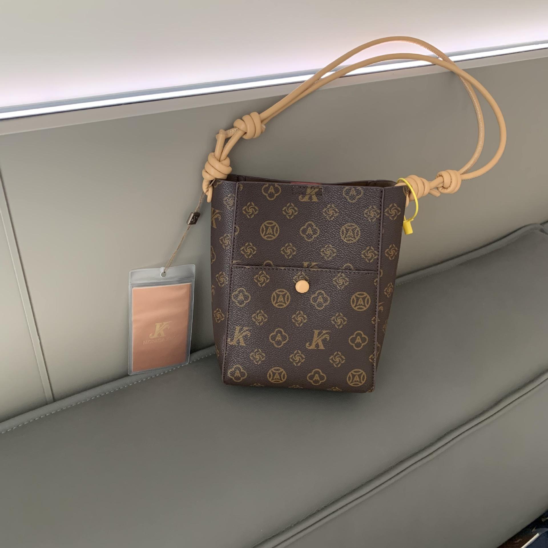 

Летний новый стиль модная сумка-ведро с надписью, портативная, на плечо, через плечо, женская сумка, набор из двух предметов