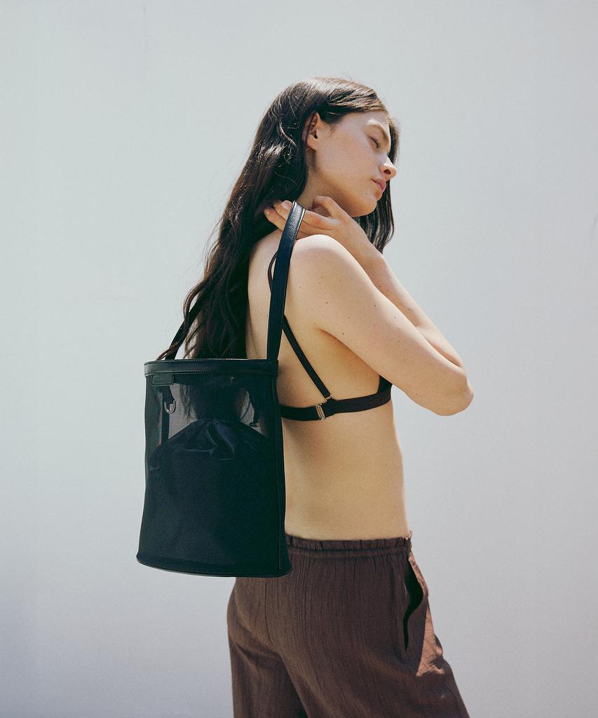Moremorr Onde Bag Mesh Bag Black