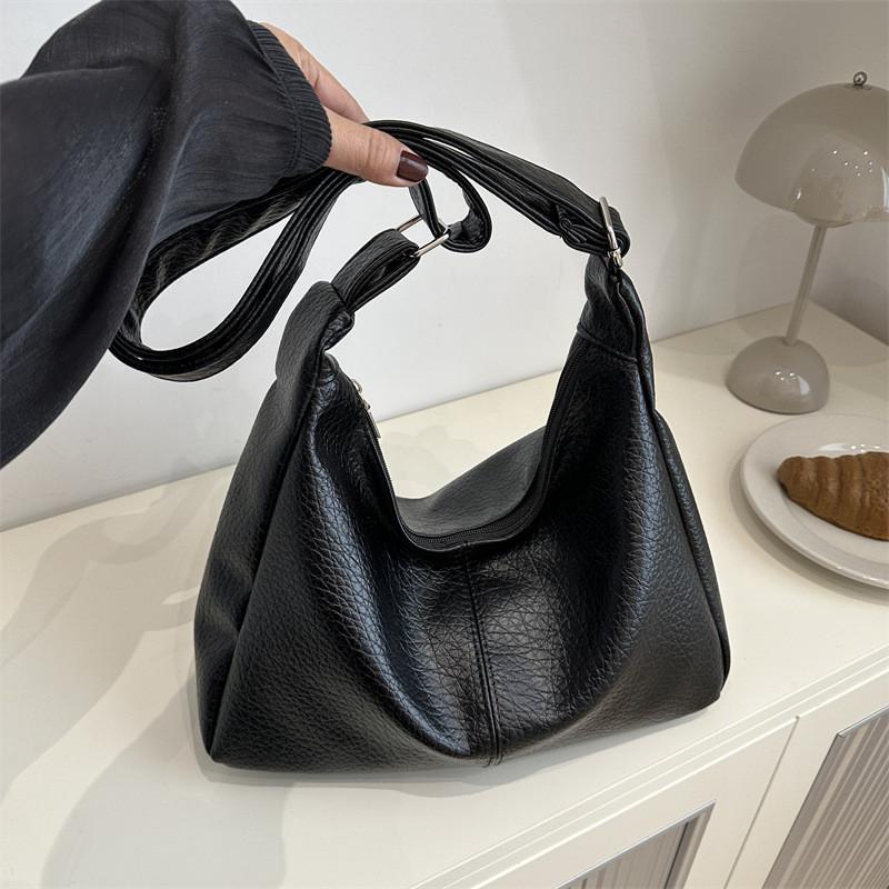 Sac à Bandoulière Roulotté Tendance de Taille Moyenne pour Femmes Idéal pour un Usage Quotidien Décontracté