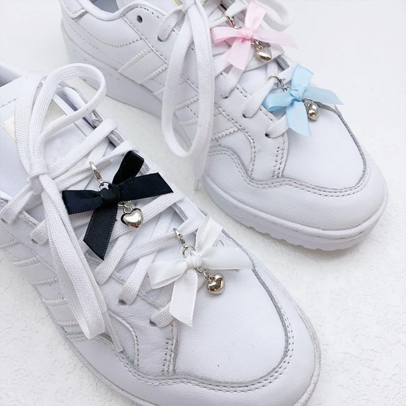 Pack of 4 Stylish Shoe Buckles Colorful Shoe Decorations Ribbon Shoes Pendant Footwear Pendant Heart Pendant for Shoe