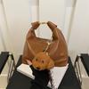 2025 new popular super-hot shoulder bag niche trendy versatile messenger bag feeling Maillard hand bag women