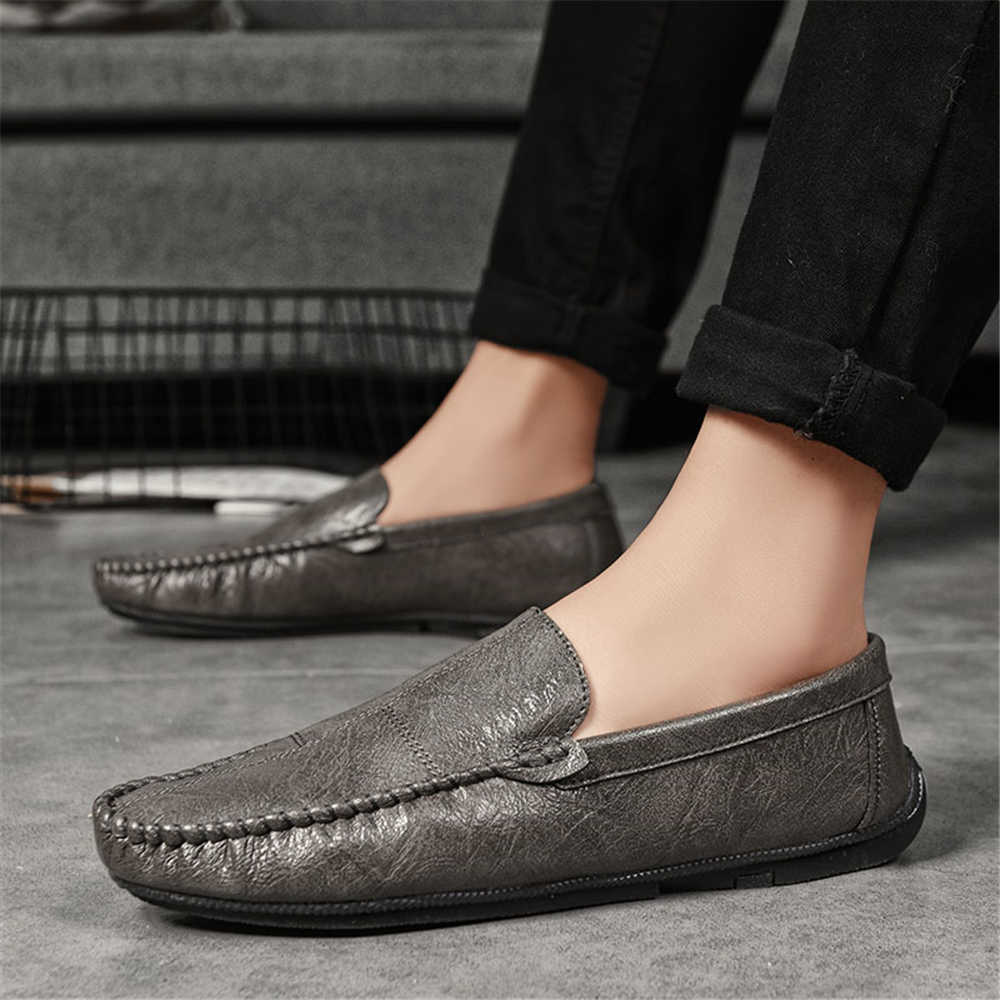 Fashion 43 Sumer White Moccasin Men Mules Khaki Sneakers Designer Mens Shoes Sports Sabot Dropshiping Kit Brand Name Promo Joggings