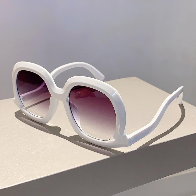 

Oversized Big Spectacle Frame Frame Sun Glasses Glasses Ladies Trendy Classic Trending Sun Eyeglasses Punk Luxury Designer Style Style Elegant